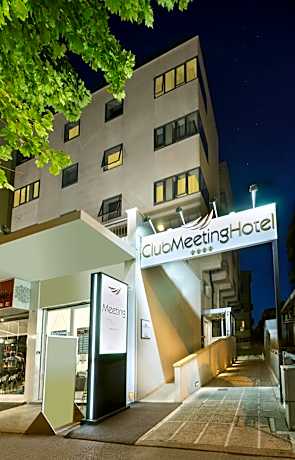 Club Meeting Hotel