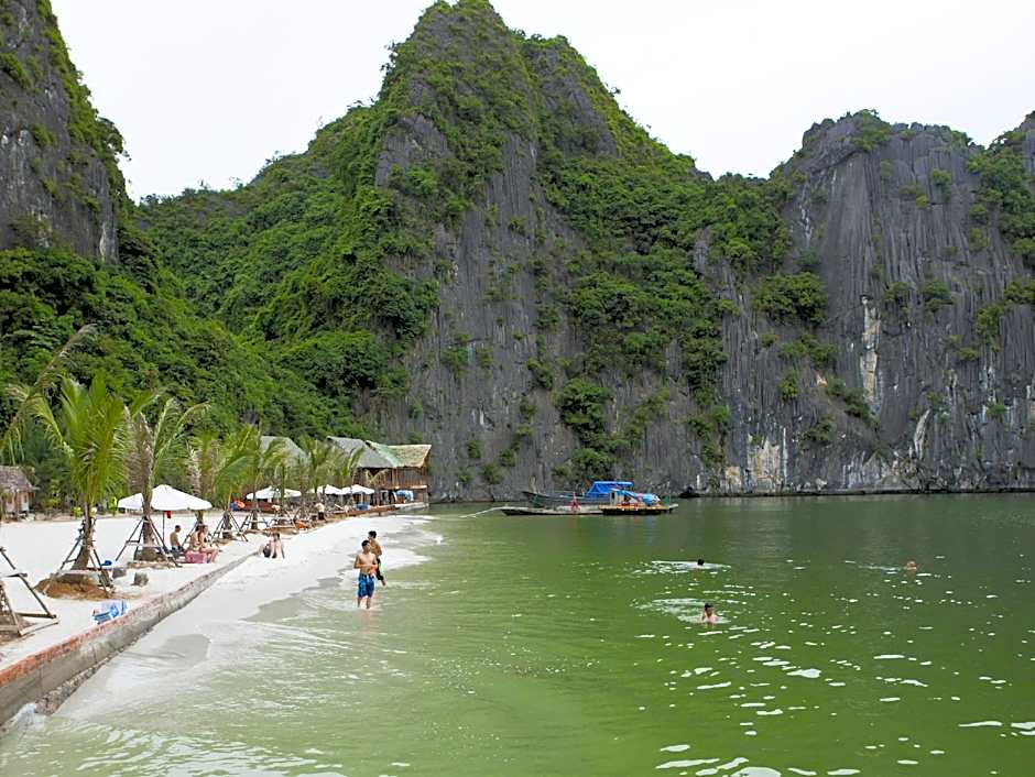 Halong Silversea Cruise