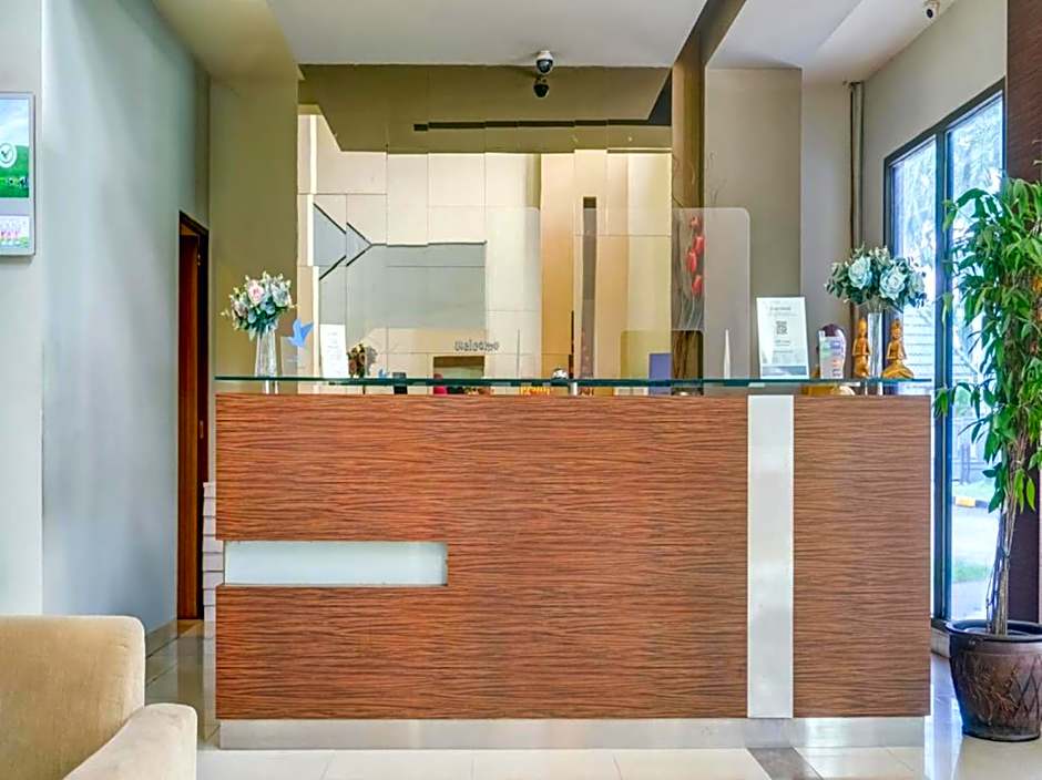 Grand Cikarang Hotel