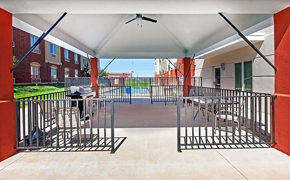 Candlewood Suites San Angelo, an IHG Hotel