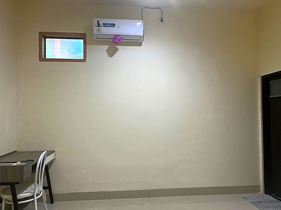 Hotel O Wisma Aliyah Near Sidrap