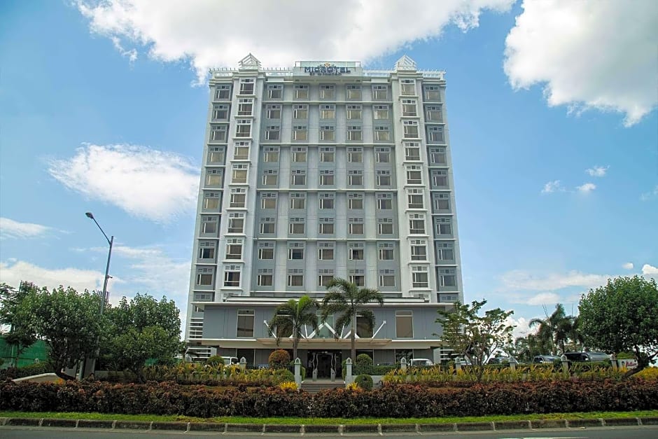 Microtel Inn & Suites By Wyndham Manila/At Mall Of Asia