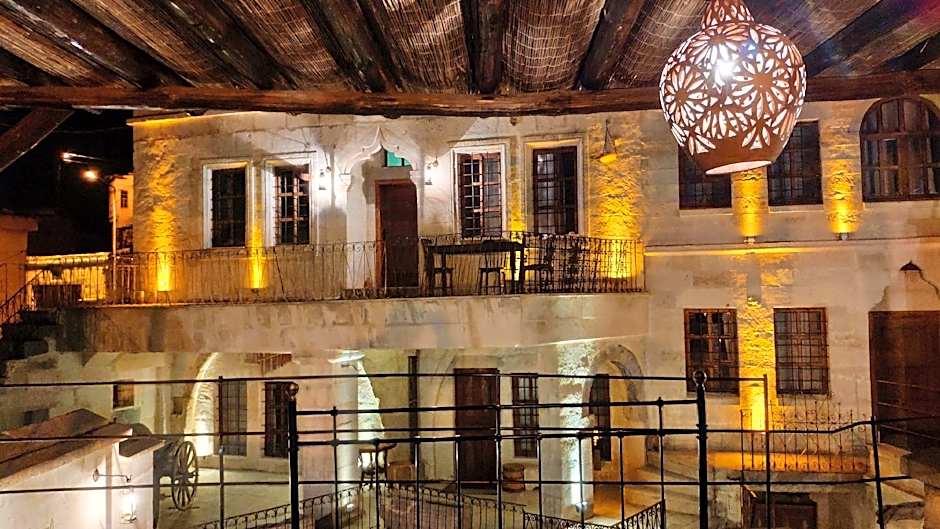Cappadocia Eagle Cave Inn