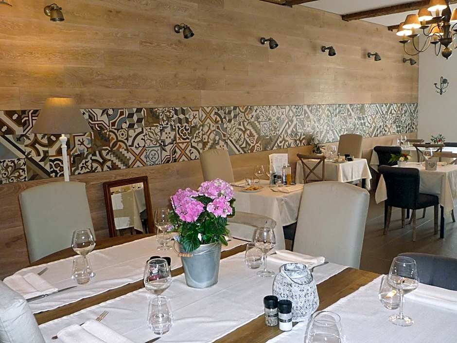 Logis Hôtel La Fenière