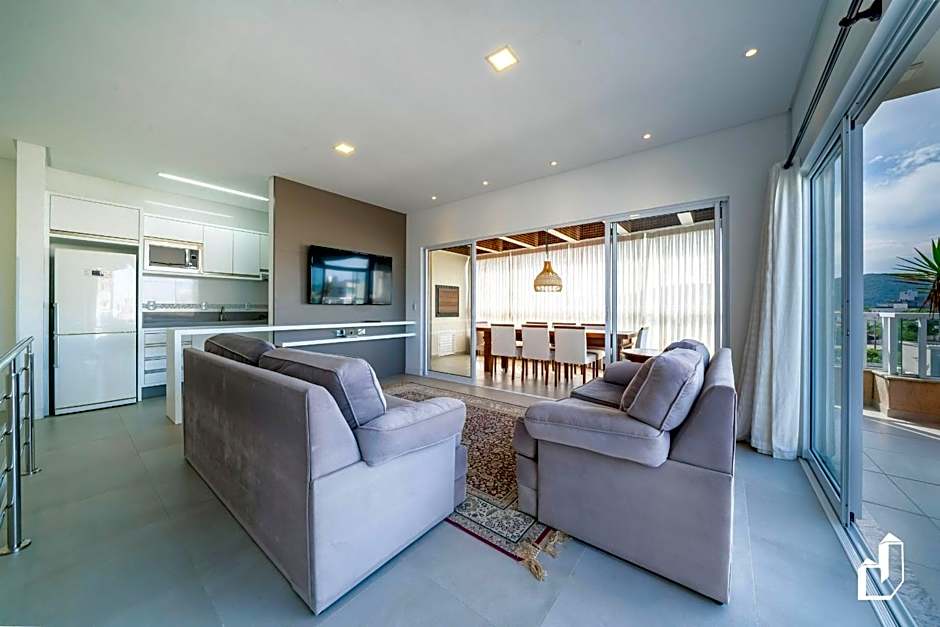 Cobertura Duplex com 03 suítes