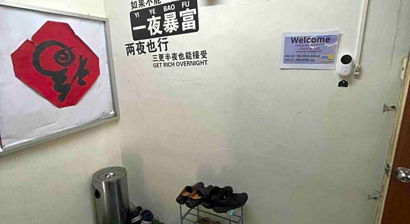 Pelangi Capsule Hostel