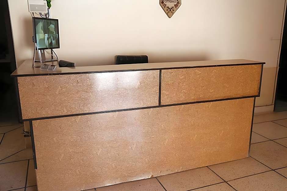 Hotel Sareena Residence