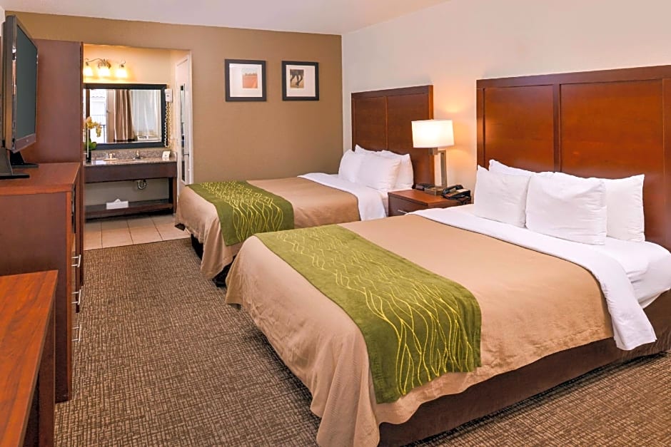 Comfort Inn & Suites Rancho Cordova-Sacramento