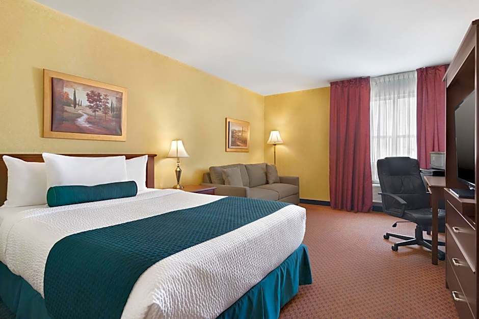 Days Inn & Conference Centre by Wyndham Blainville