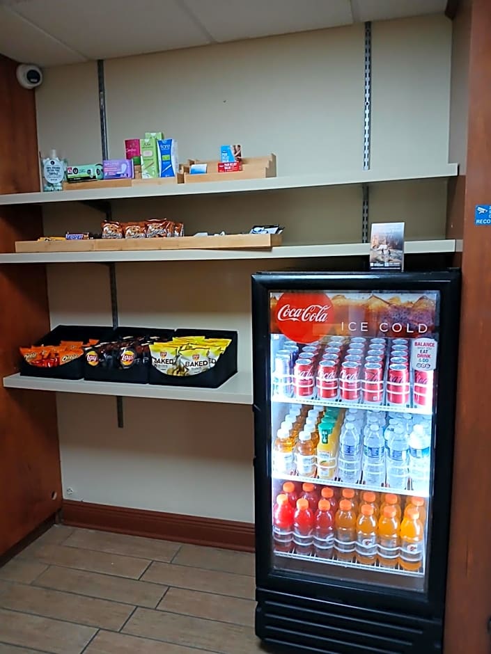 Best Western Plus Bradenton Hotel & Suites