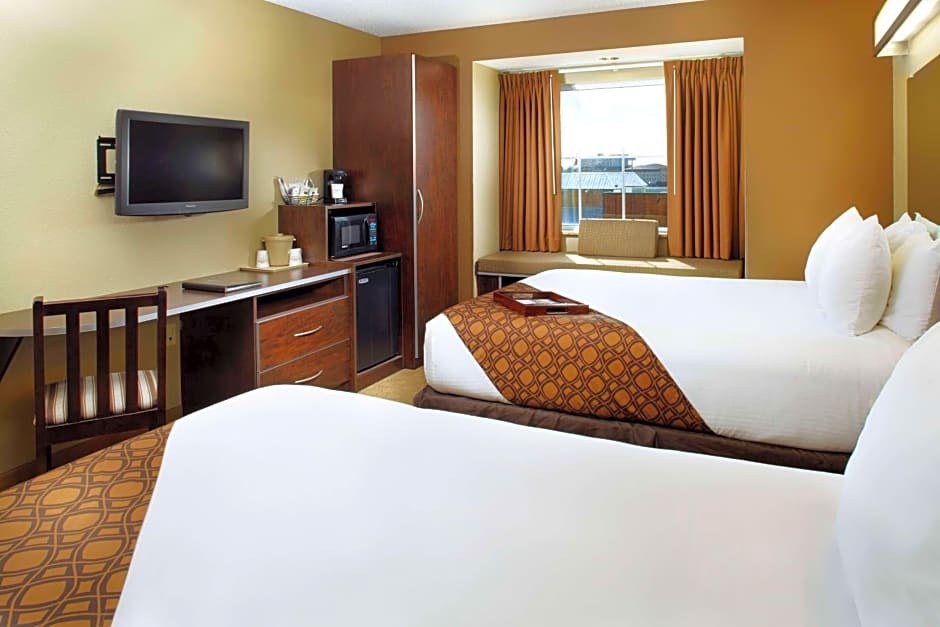 Microtel Inn & Suites by Wyndham St Clairsville/Wheeling