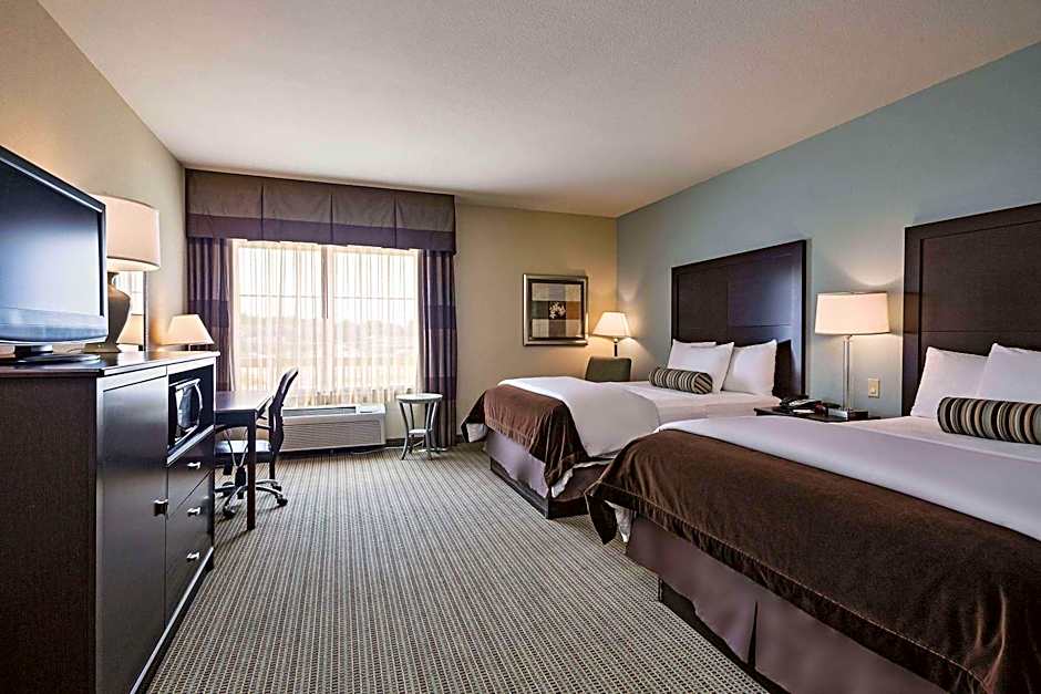 La Quinta Inn & Suites by Wyndham DFW Airport West - Euless