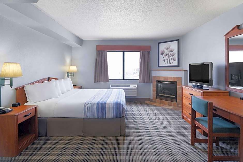 AmericInn by Wyndham Stuart