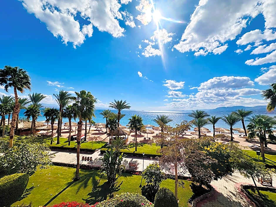 Steigenberger Hotel and Nelson Village