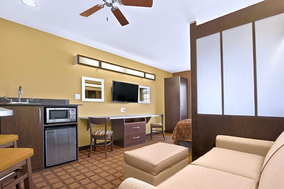 Microtel Inn & Suites by Wyndham Buda Austin South