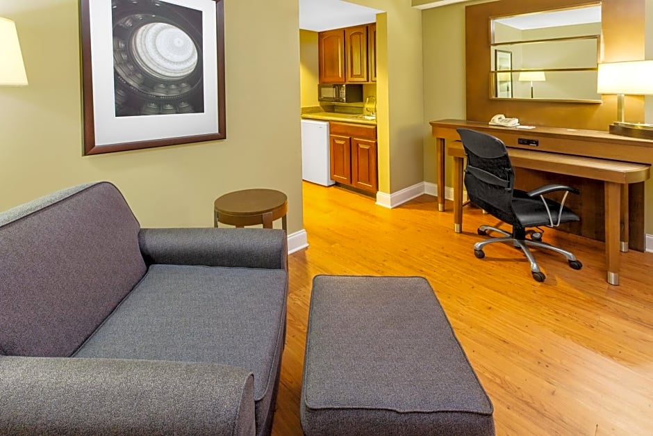 Ramada Limited Little Rock