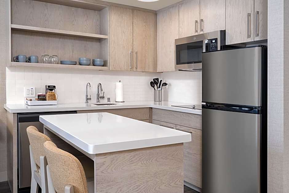 Element San Jose Airport