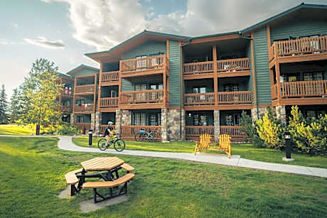 Lake Louise Inn