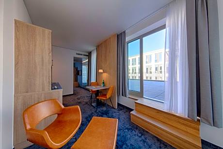 Apartment with One King Bed, Kitchenette and Roof Terrace