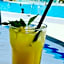 Adelais Bay Hotel