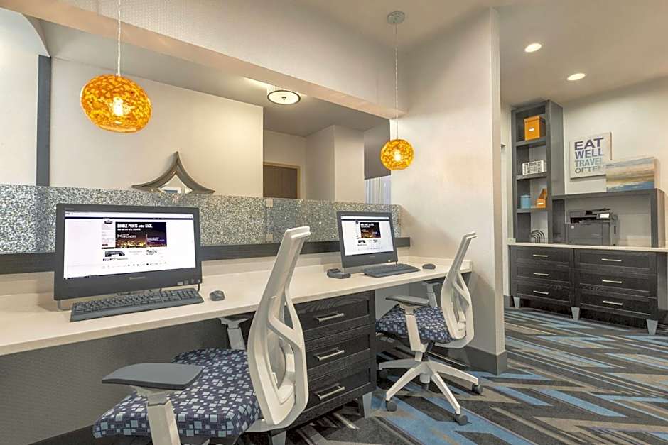 Hampton Inn By Hilton & Suites Herndon-Reston