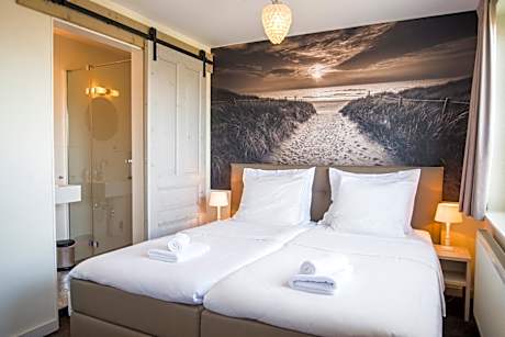 Deluxe King Room (24m2)