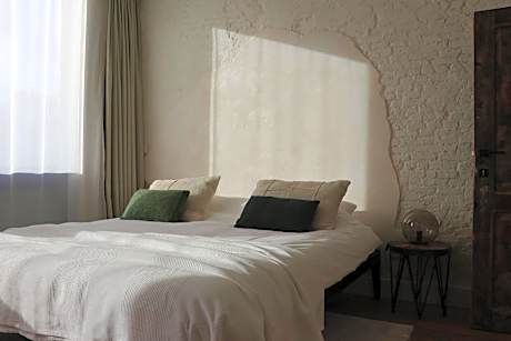 Double Room with Private Bathroom - 4th floor