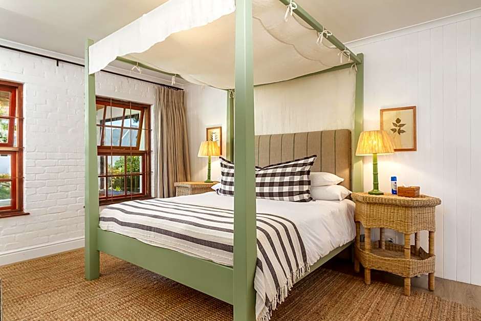 Noordhoek Village Hotel