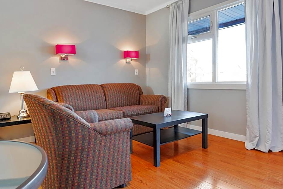 Hotel Bethel - Fort MacLeod, AB