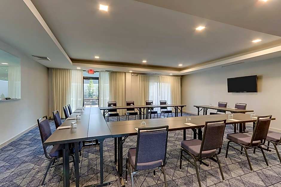 Courtyard by Marriott Lexington South/Hamburg Place