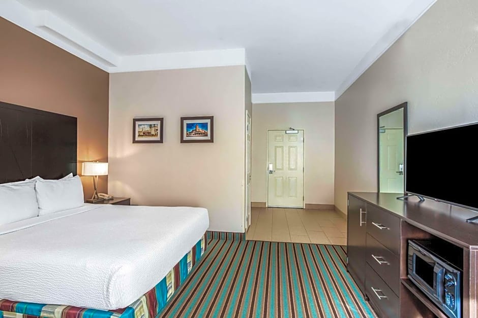 La Quinta by Wyndham Bakersfield North