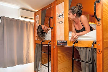 Bed in 8-Bed Mixed Dormitory Room