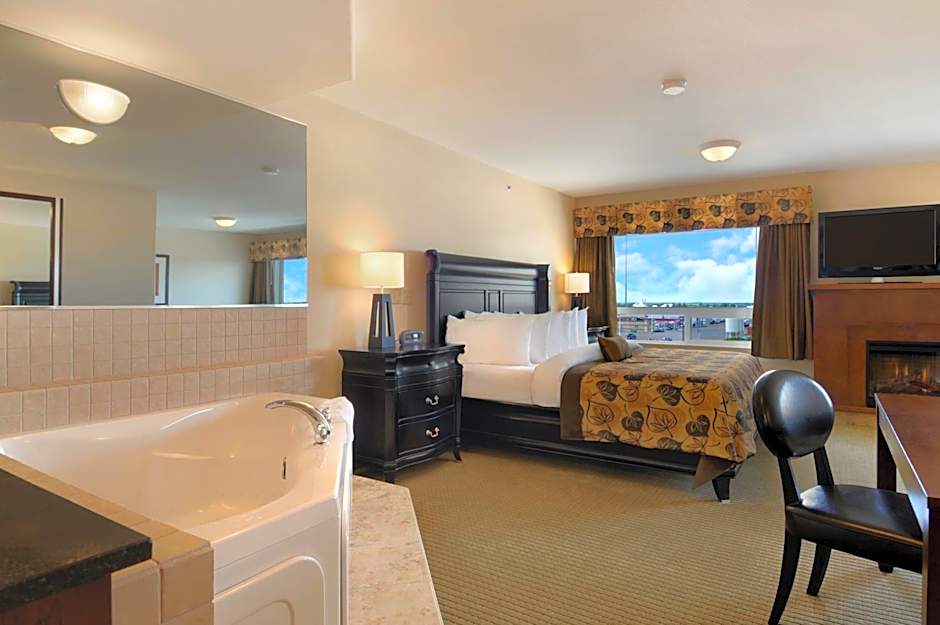 Ramada by Wyndham Wainwright