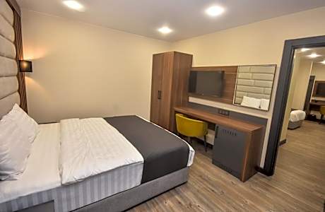 Superior Family Room