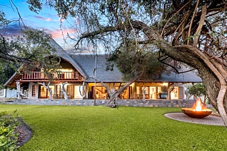 Leseli Lodge