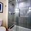 DoubleTree by Hilton South Charlotte Tyvola