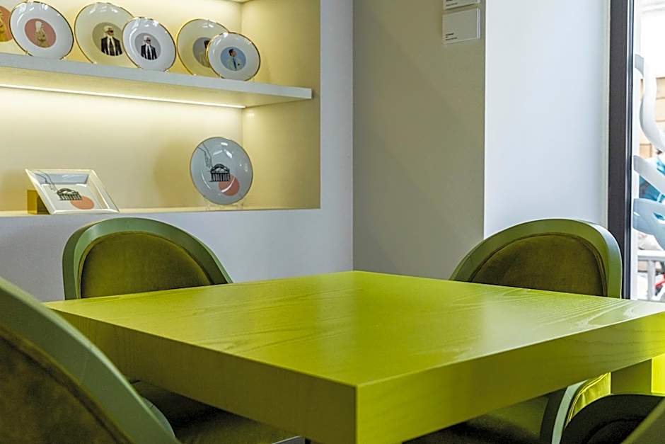 Savona 18 Suites