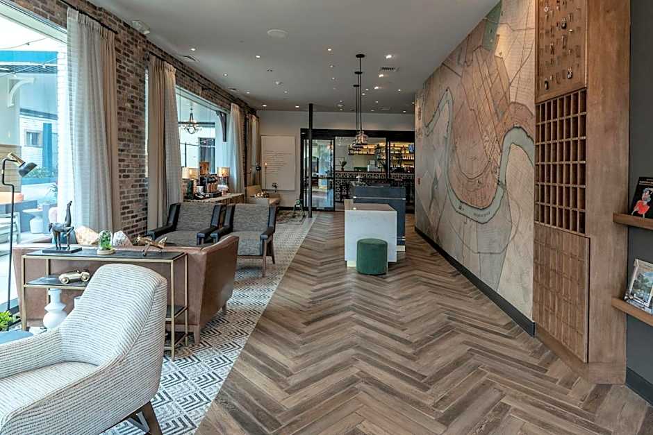 St Charles Coach House, an Ascend Collection Hotel