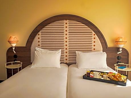 Queen Bed Non Smoking