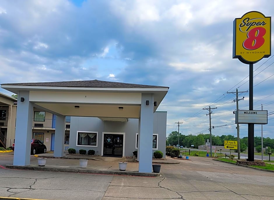 Super 8 by Wyndham Arkadelphia Caddo Valley Area