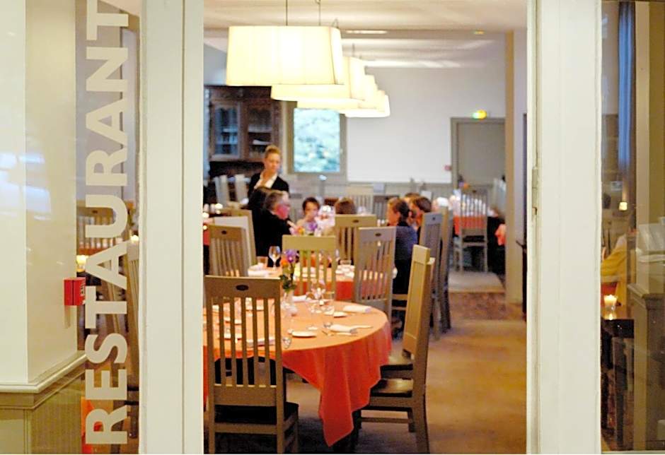 Logis Hotel, restaurant et spa Le Relais De Broceliande