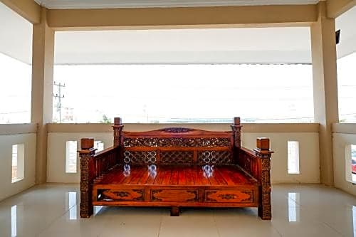 SPOT ON 2027 Putri Guest House Syariah