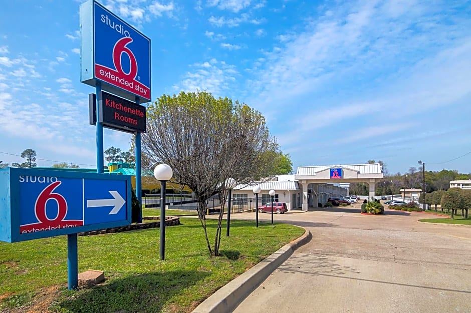 Studio 6-Tyler, TX