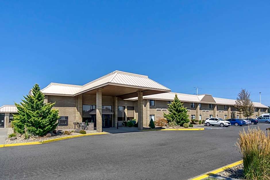 Best Western Plus Ahtanum Inn