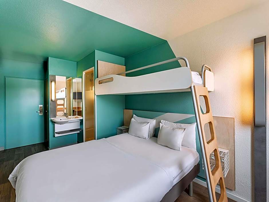 B&B HOTEL Freiburg-West