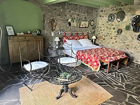 Triple Room with Garden View