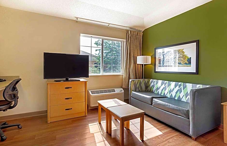 Extended Stay America Select Suites - Providence - Airport