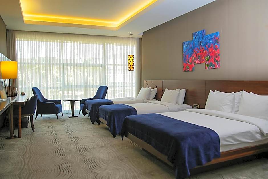 Gold Majesty Hotel