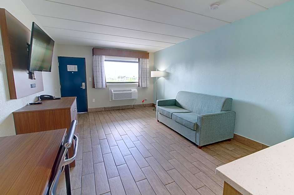 Seashire Inn & Suites