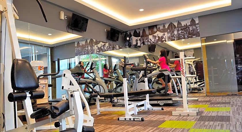 Ramada Suites By Wyndham Solo